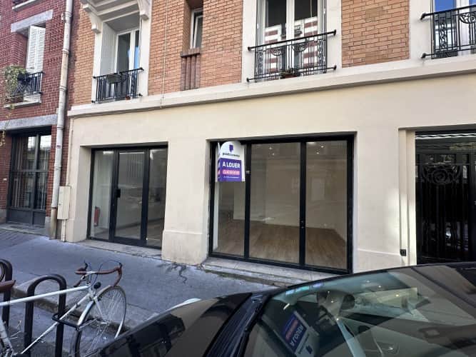 Local commercial · 125 m² · Location — photo 1