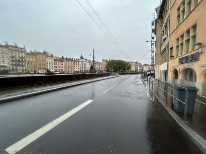 Local commercial · 149 m² · Location — photo 1