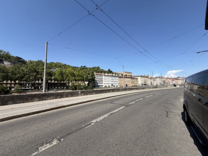 Local commercial · 27 m² · Cession de bail — photo 1