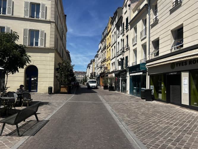 Local commercial · 98 m² · Cession de bail — photo 1