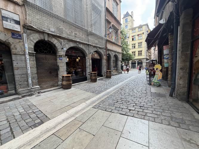 Local commercial · 25 m² · Cession de bail — photo 1