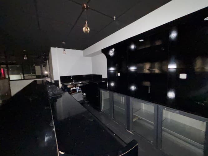 Local commercial · 149 m² · Location — photo 1