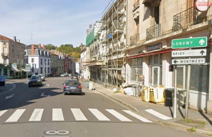 Local commercial · 1500 m² · Location — photo 1