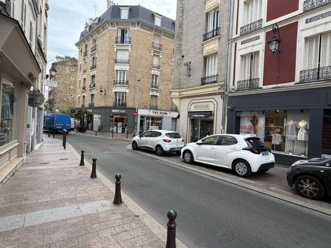 Local commercial · 59 m² · Fonds de commerce — photo 1