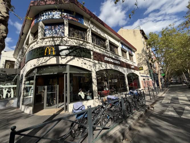 Local commercial · 87 m² · Cession de bail — photo 1