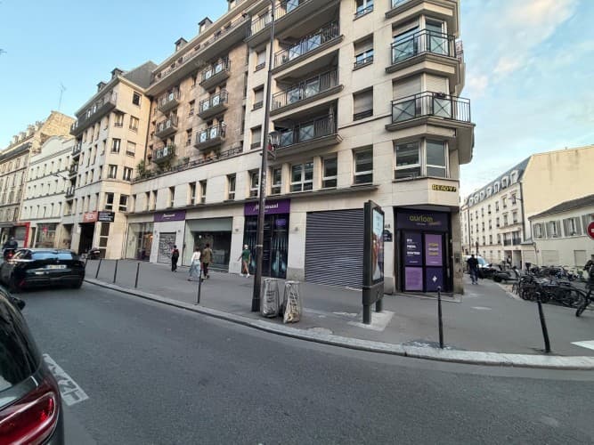 Local commercial · 73 m² · Cession de bail — photo 1