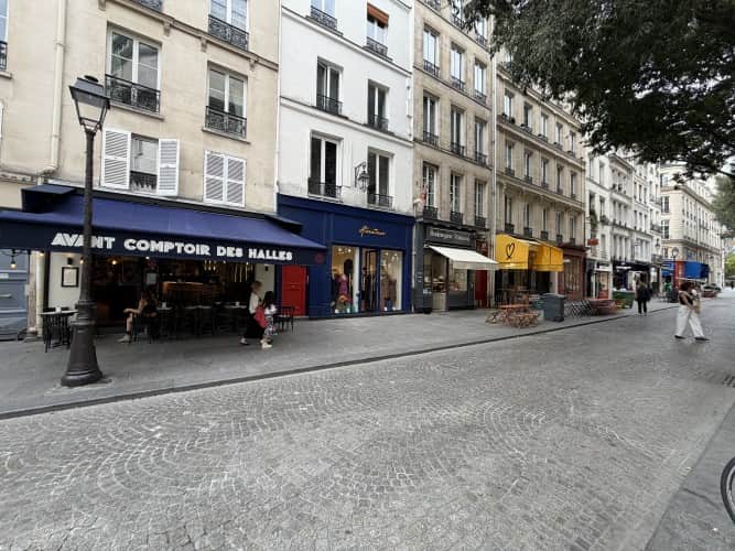 Local commercial · 160 m² · Cession de bail — photo 1