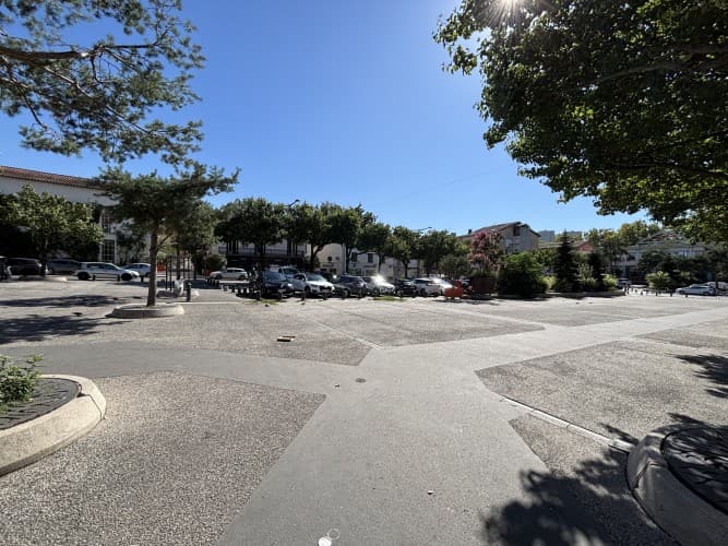 Local commercial · 100 m² · Cession de bail — photo 1