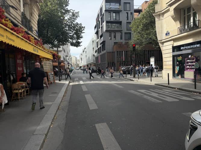 Local commercial · 68 m² · Cession de bail — photo 1