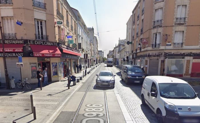 Local commercial · 65 m² · Cession de bail — photo 1