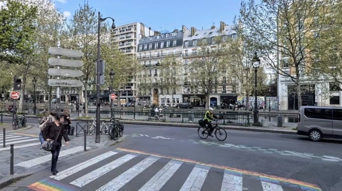 Local commercial · 71 m² · Cession de bail — photo 1