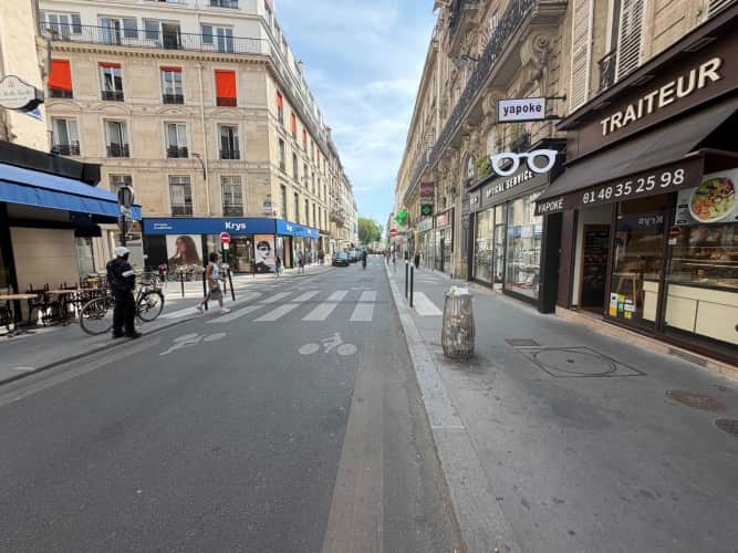 Local commercial · 33 m² · Cession de bail — photo 1