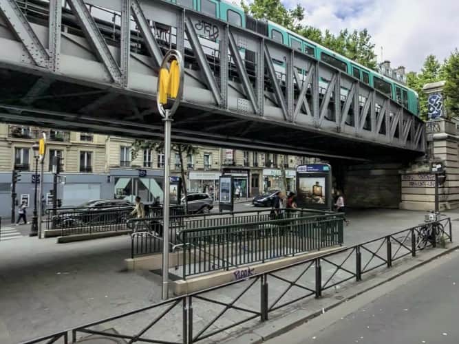 Local commercial · 44 m² · Cession de bail — photo 1