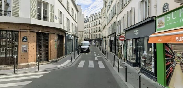 Local commercial · 37 m² · Location — photo 1
