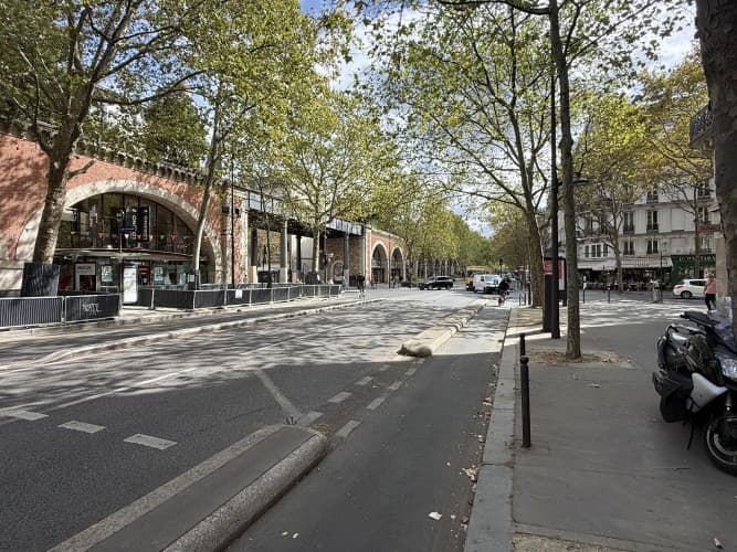Local commercial · 60 m² · Cession de bail — photo 1