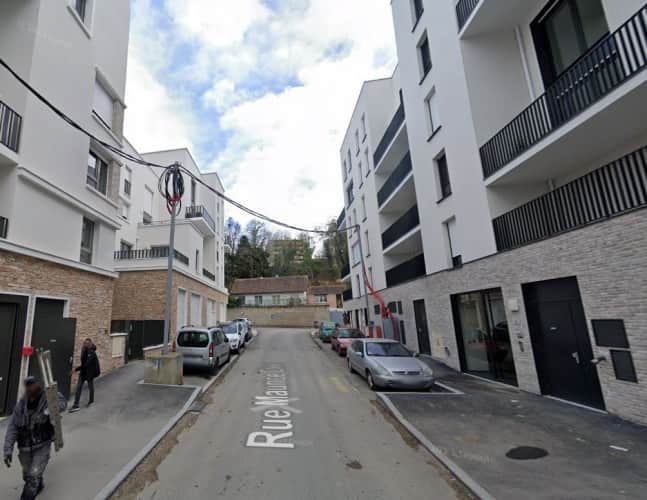 Murs commerciaux · 111 m² · Achat des murs — photo 1