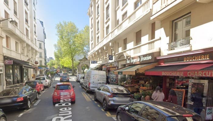Local commercial · 70 m² · Location — photo 1