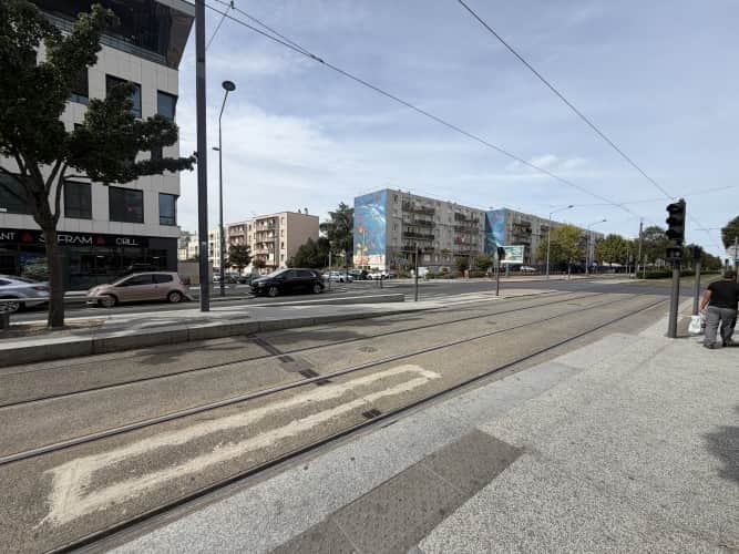 Local commercial · 134 m² · Cession de bail — photo 1
