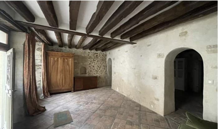 Local commercial · 70 m² · Location — photo 1