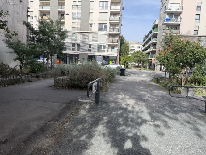 Local commercial · 110 m² · Fonds de commerce — photo 1