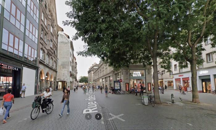 Local commercial · 132 m² · Cession de bail — photo 1