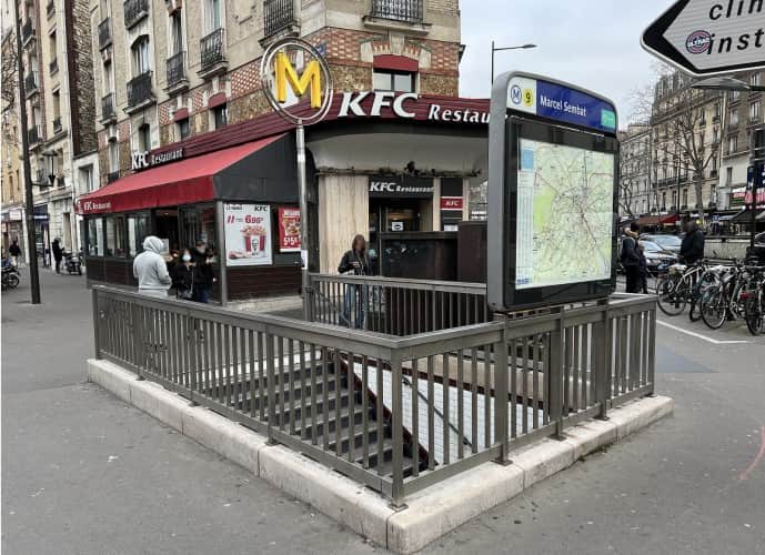 Local commercial · 95 m² · Fonds de commerce — photo 1