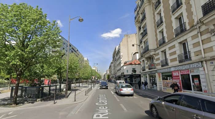 Local commercial · 97 m² · Location — photo 1