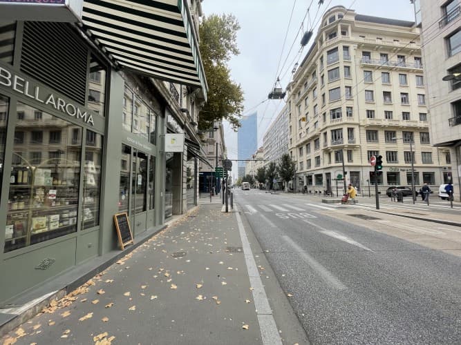 Local commercial · 60 m² · Fonds de commerce — photo 1
