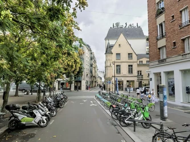 Local commercial · 71 m² · Location — photo 1