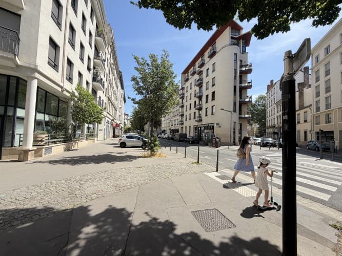 Local commercial · 120 m² · Fonds de commerce — photo 1