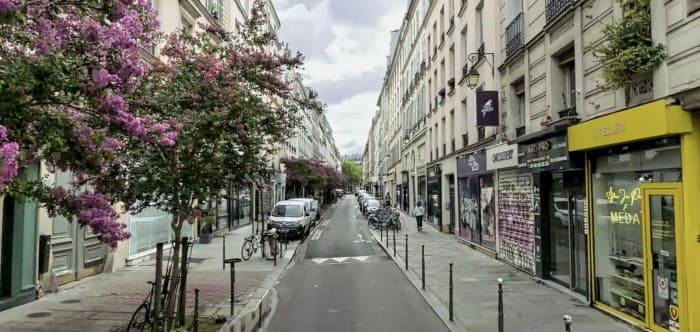 Local commercial · 152 m² · Location — photo 1