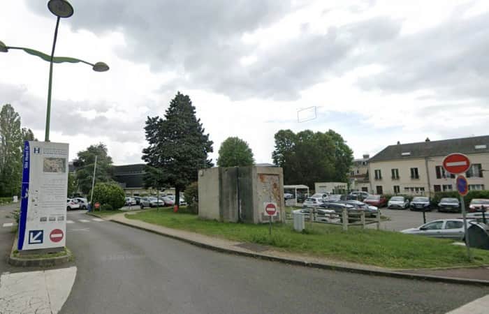 Local commercial · 70 m² · Location — photo 1