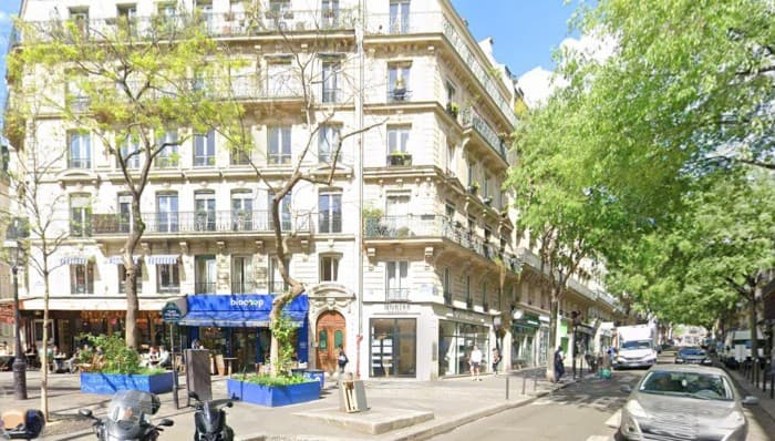 Local commercial · 72 m² · Location — photo 1
