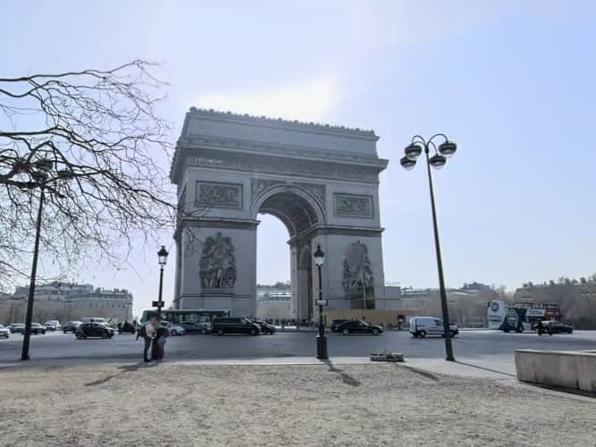 Murs commerciaux · 370 m² · Achat des murs — photo 1