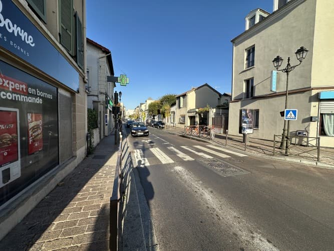 Local commercial · 75 m² · Cession de bail — photo 1