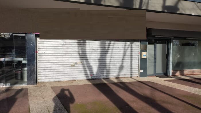Local commercial · 90 m² · Location — photo 1