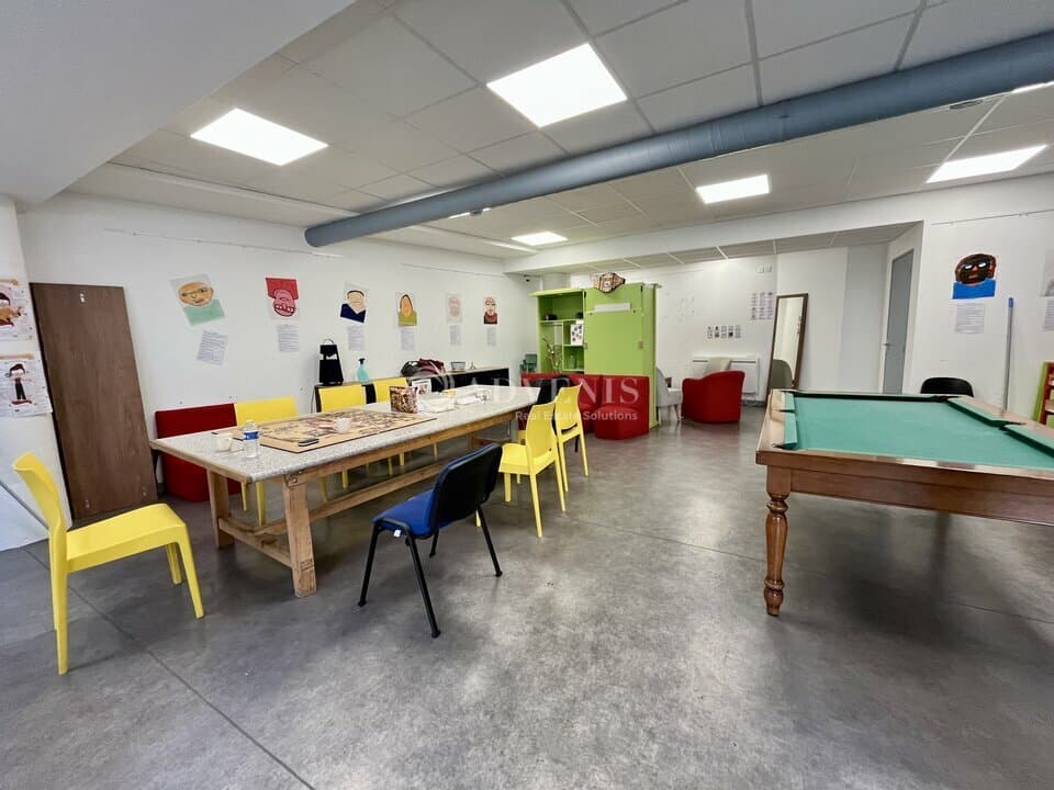 Local commercial · 123 m² · Achat des murs — photo 1