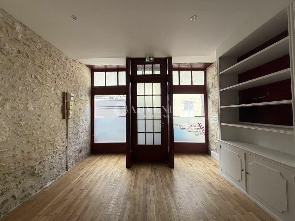 Local commercial · 40 m² · Location — photo 1