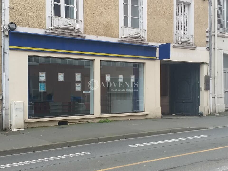Local commercial · 62 m² · Location — photo 1