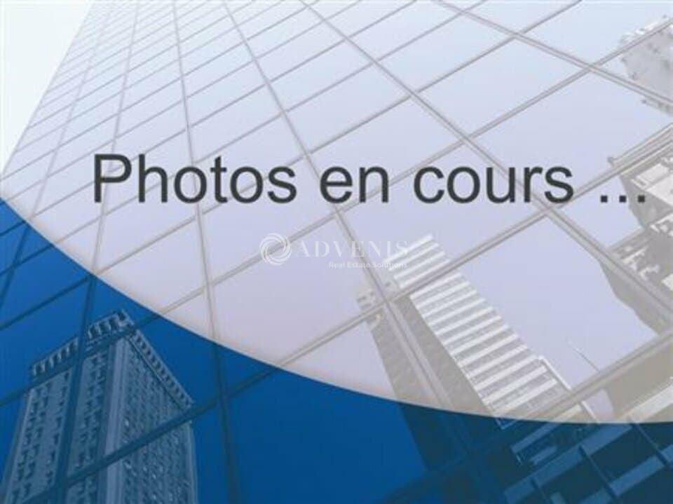 Local commercial · 65 m² · Location — photo 1
