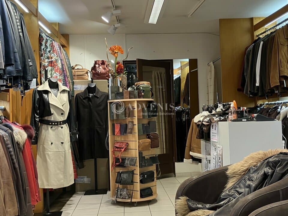 Local commercial · 39 m² · Achat des murs — photo 1