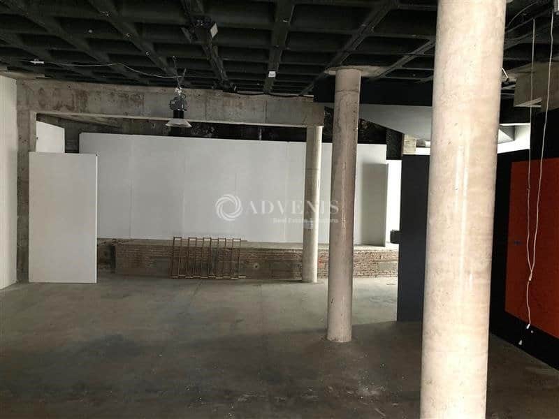 Local commercial · 210 m² · Location — photo 1