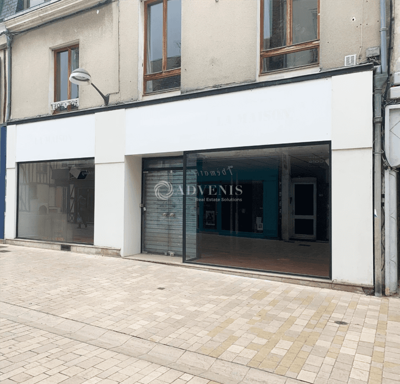 Local commercial · 124 m² · Location — photo 1