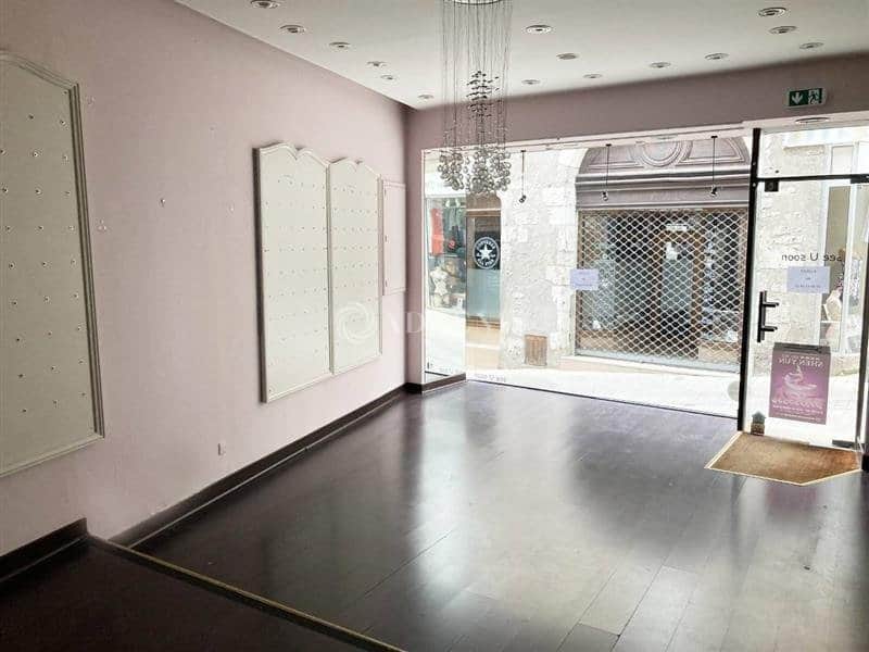 Local commercial · 31 m² · Location — photo 1