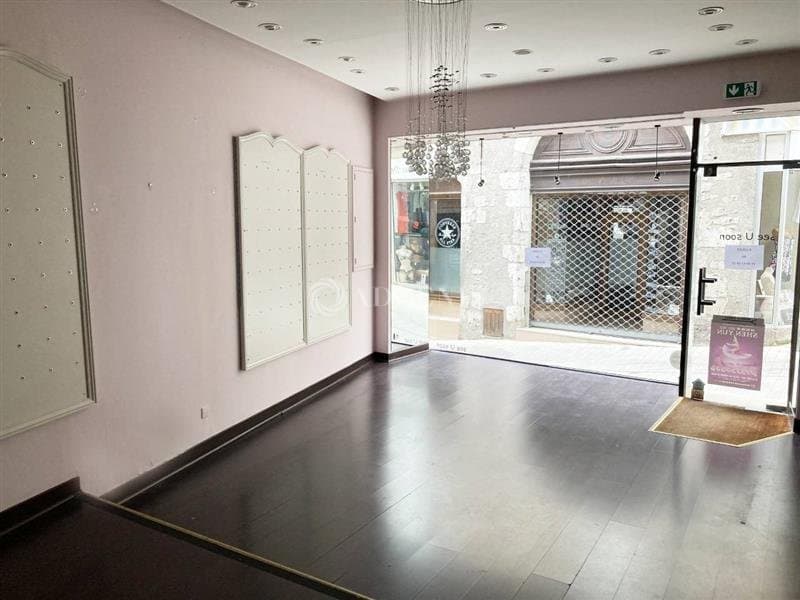 Local commercial · 31 m² · Location — photo 1